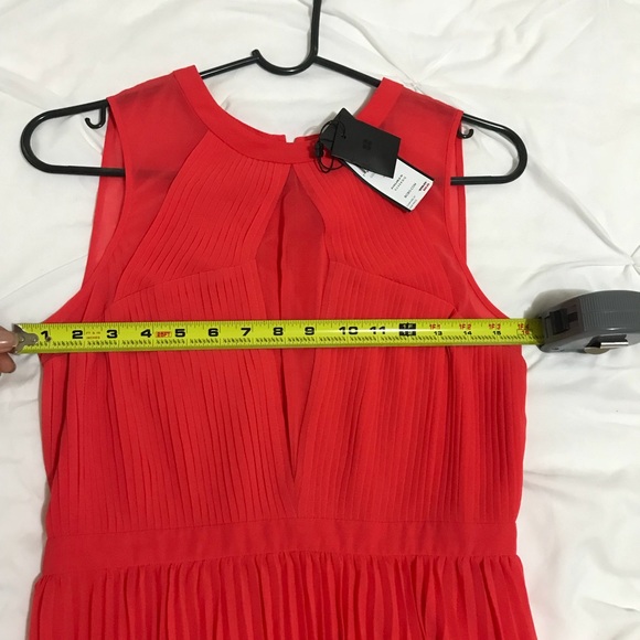 BCBG Dewi Sleeveless Pleated Dress - Picture 7 of 8
